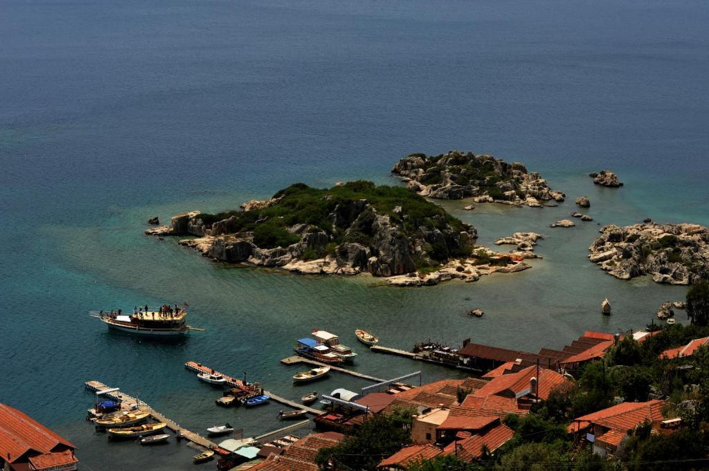里克雅约卢帕拉斯酒店 Kapaklı 外观 照片